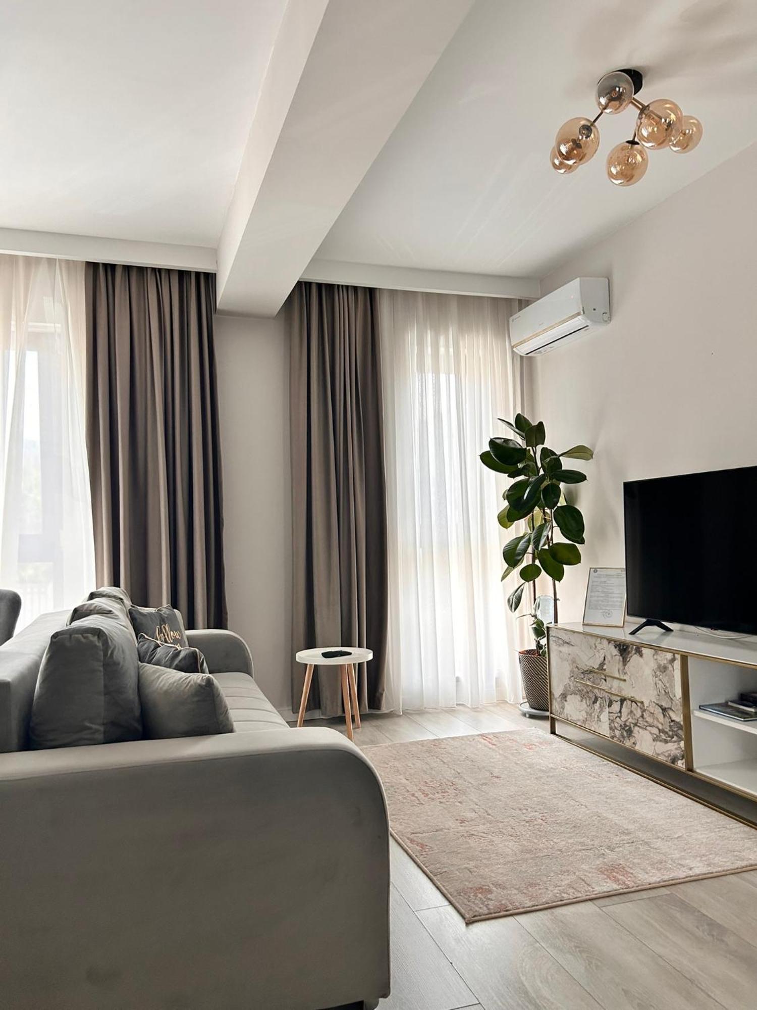 Elegance Apartment บูคาเรสต์ ภายนอก รูปภาพ