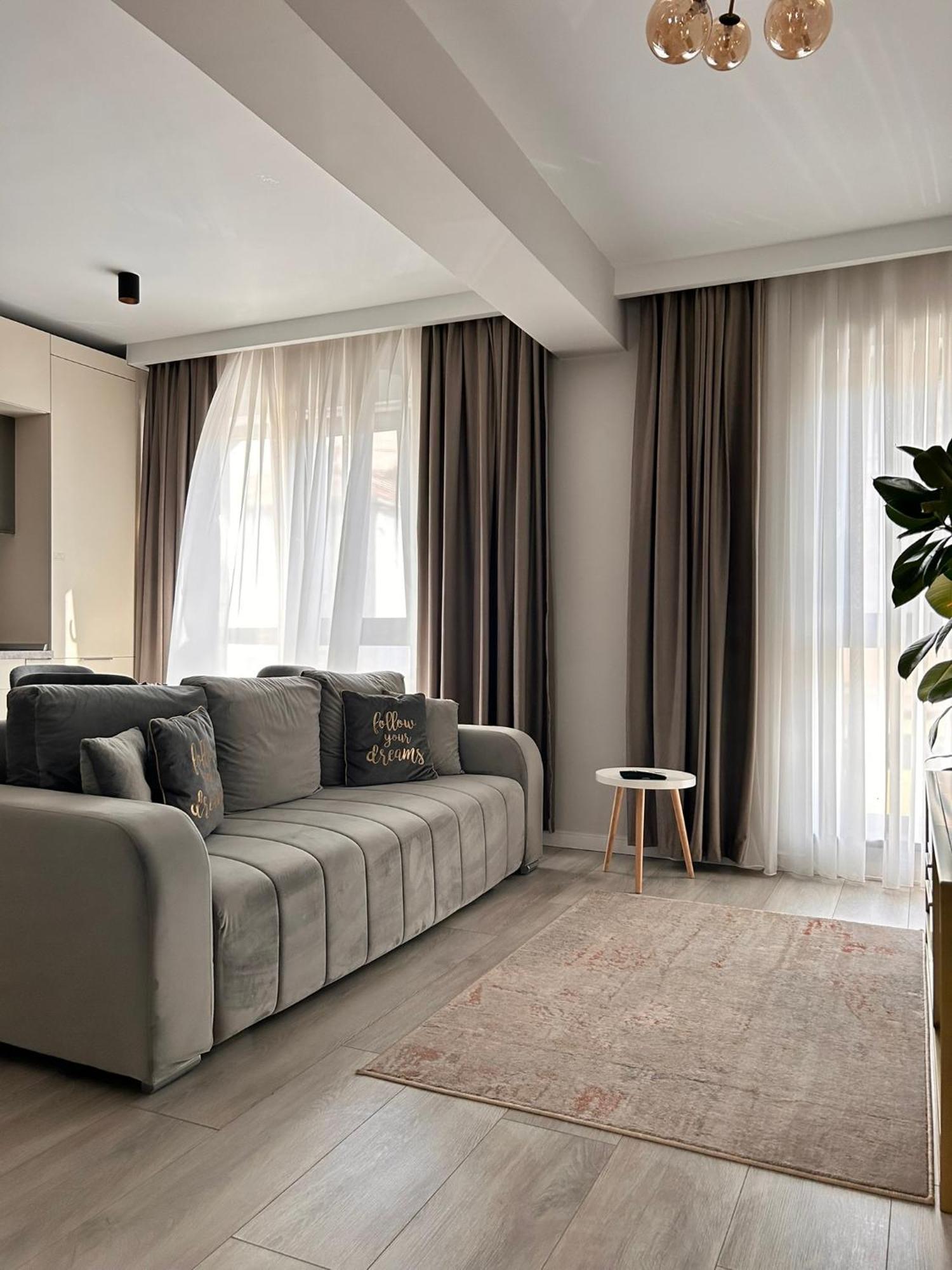 Elegance Apartment บูคาเรสต์ ภายนอก รูปภาพ